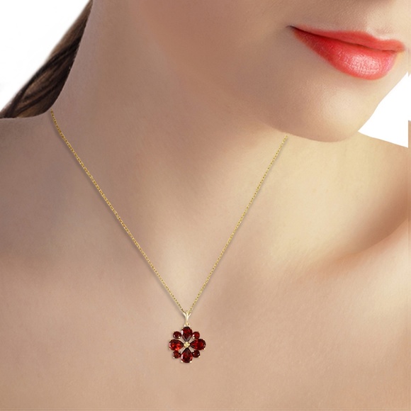 14K. SOLID GOLD NECKLACE WITH NATURAL GARNETS